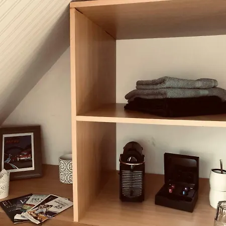 Etage Dans Notre Mancelle 게스트하우스